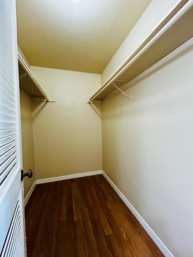1000 W 26th St - Photo 14
