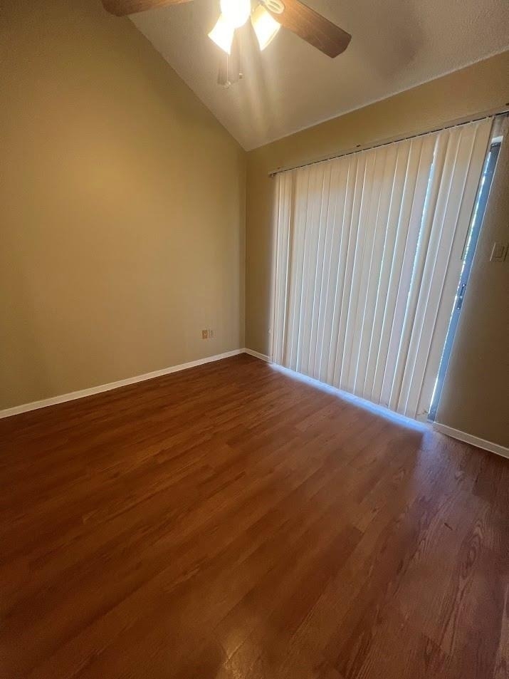 2210 Pearl St - Photo 13