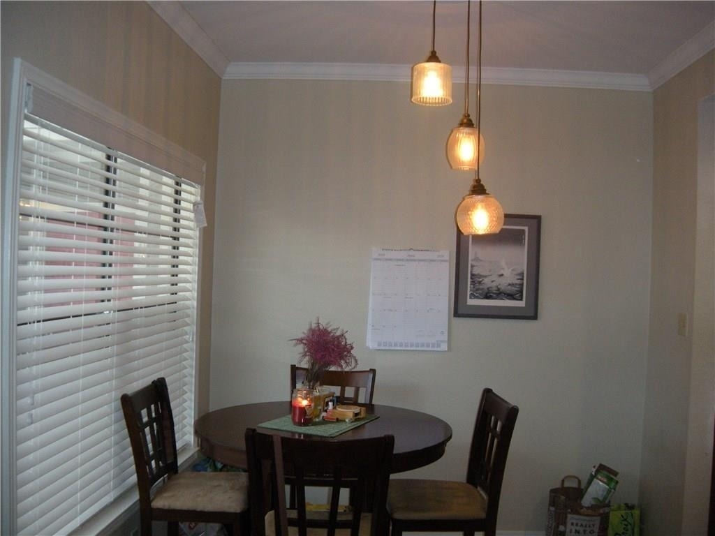 915 W 23rd St - Photo 4