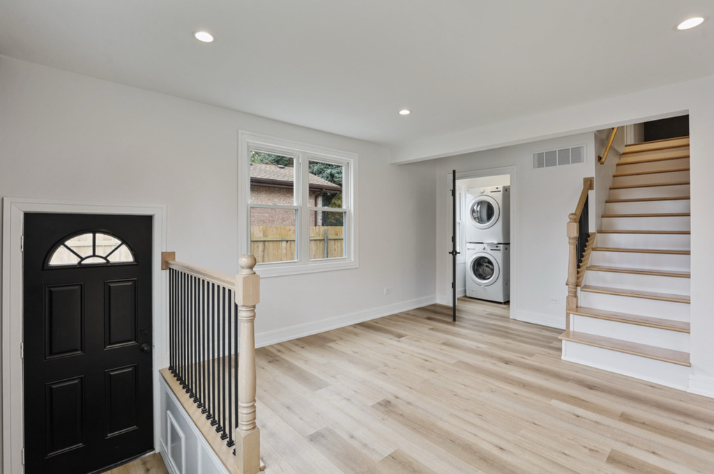 9705 Oak Park Avenue - Photo 28