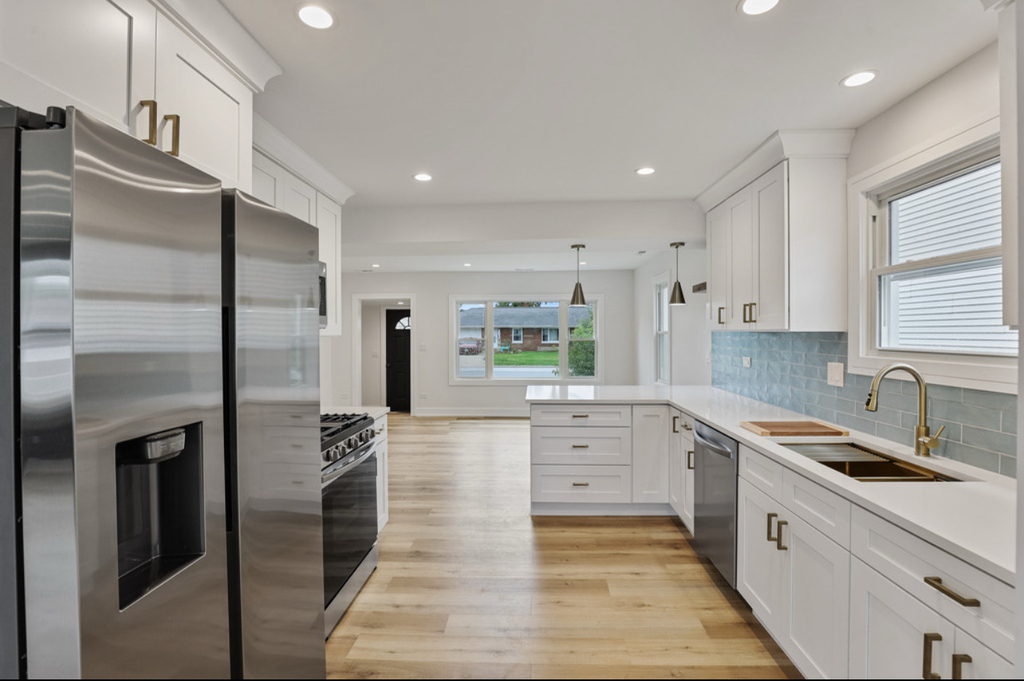 9705 Oak Park Avenue - Photo 9