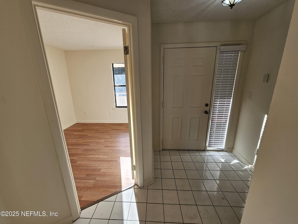 1307 River Hills Circle E - Photo 3