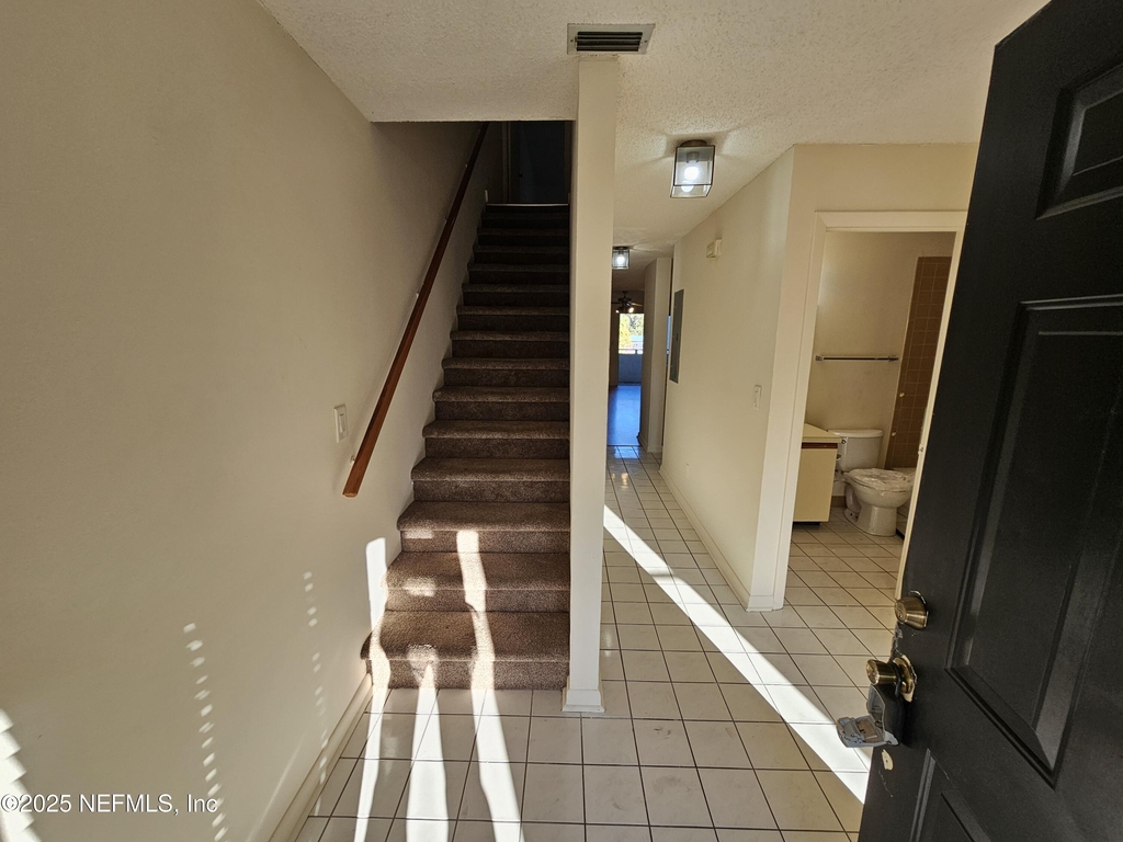 1307 River Hills Circle E - Photo 2