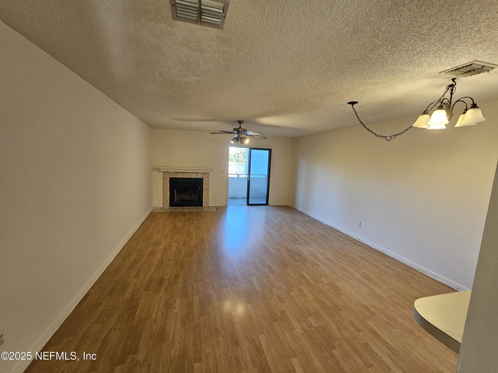 1307 River Hills Circle E - Photo 4