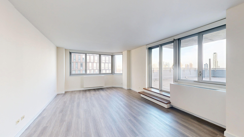 401 E 34th St - Photo 2