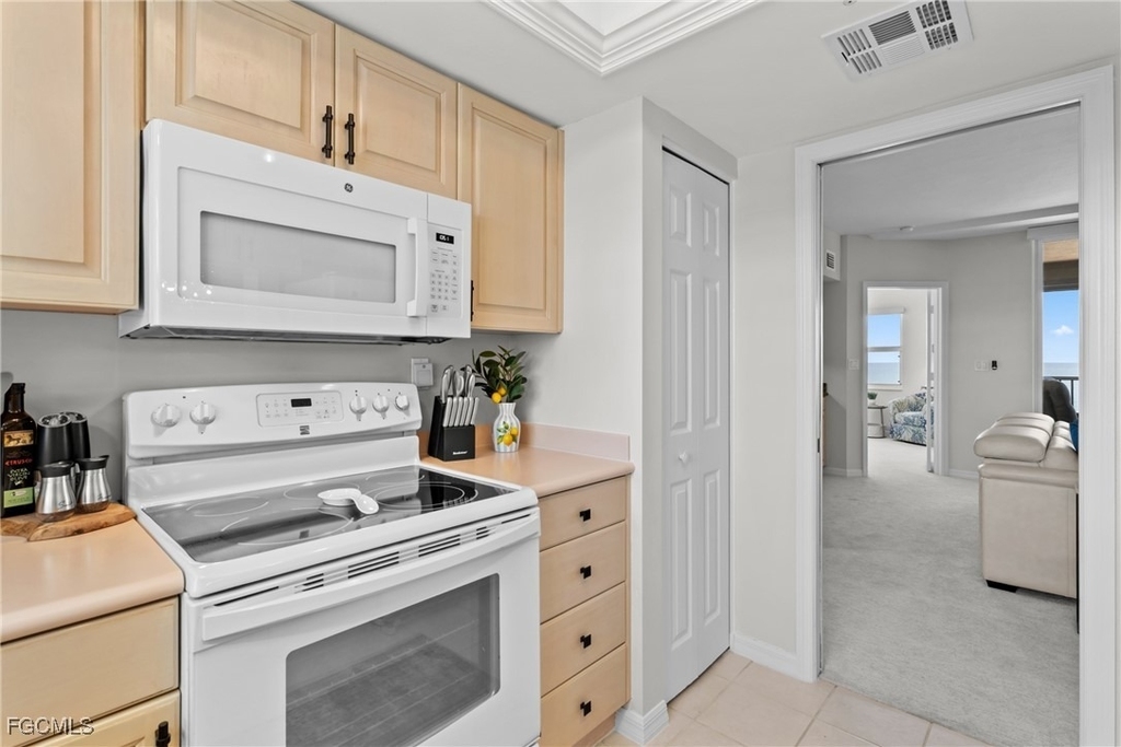 9577 Gulf Shore Drive - Photo 15