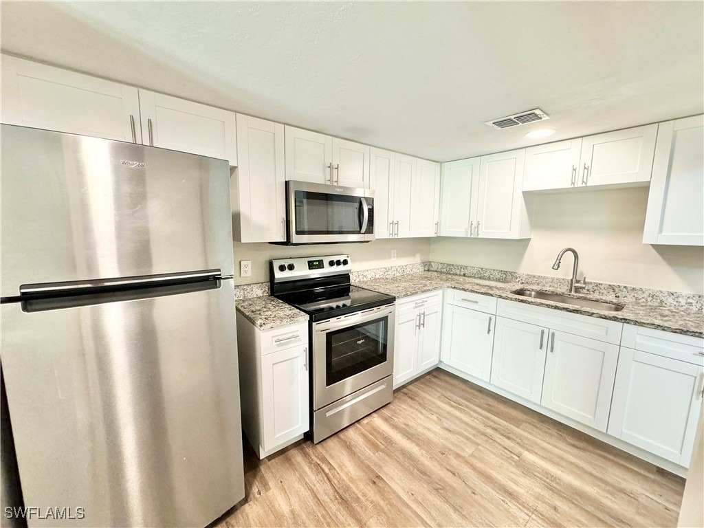 5453 16th Place Sw - Photo 1