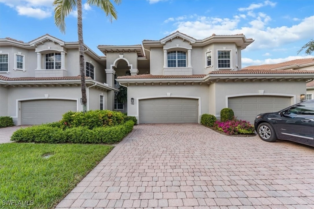 7128 Lemuria Circle - Photo 0
