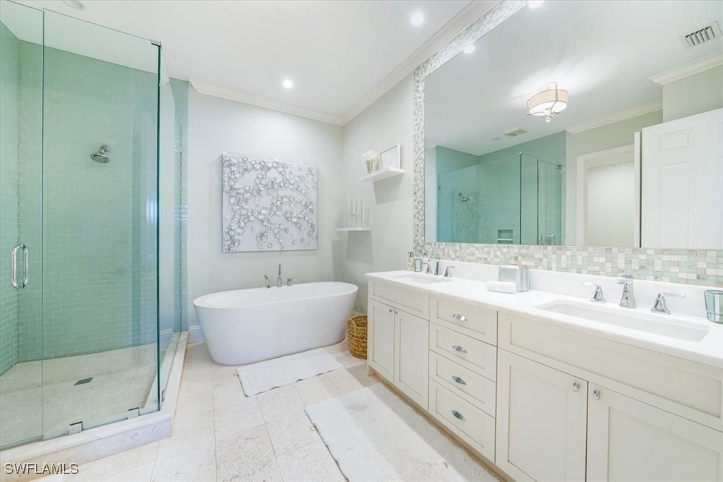 7128 Lemuria Circle - Photo 18