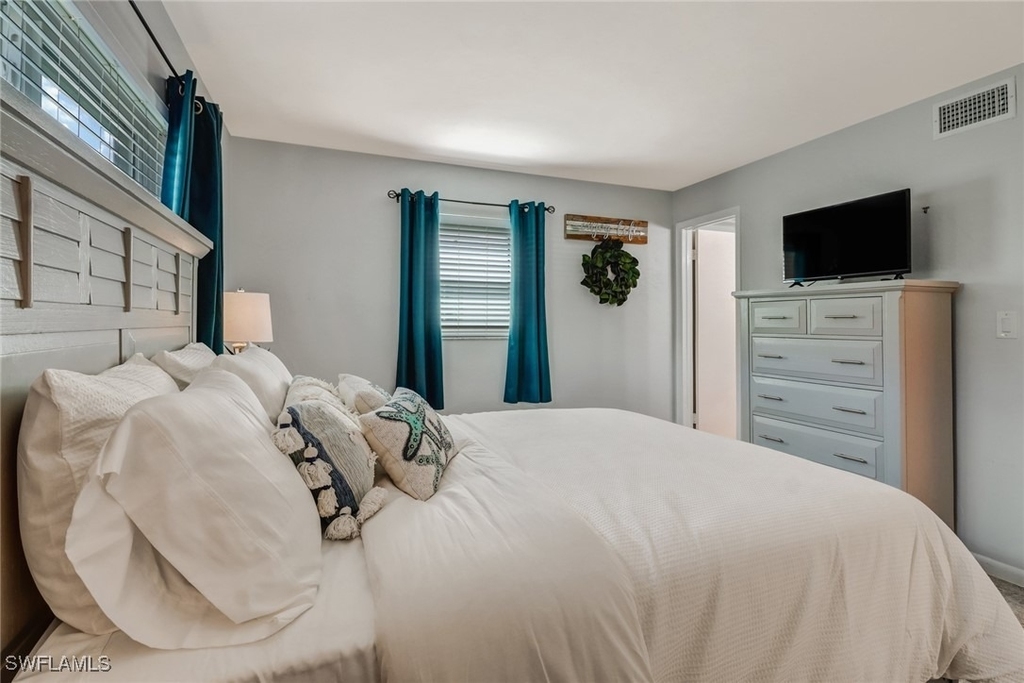 1351 Curlew Avenue - Photo 14