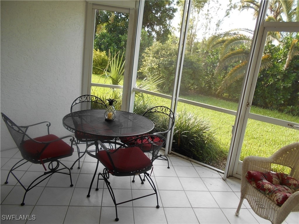 230 W Naomi Drive - Photo 3