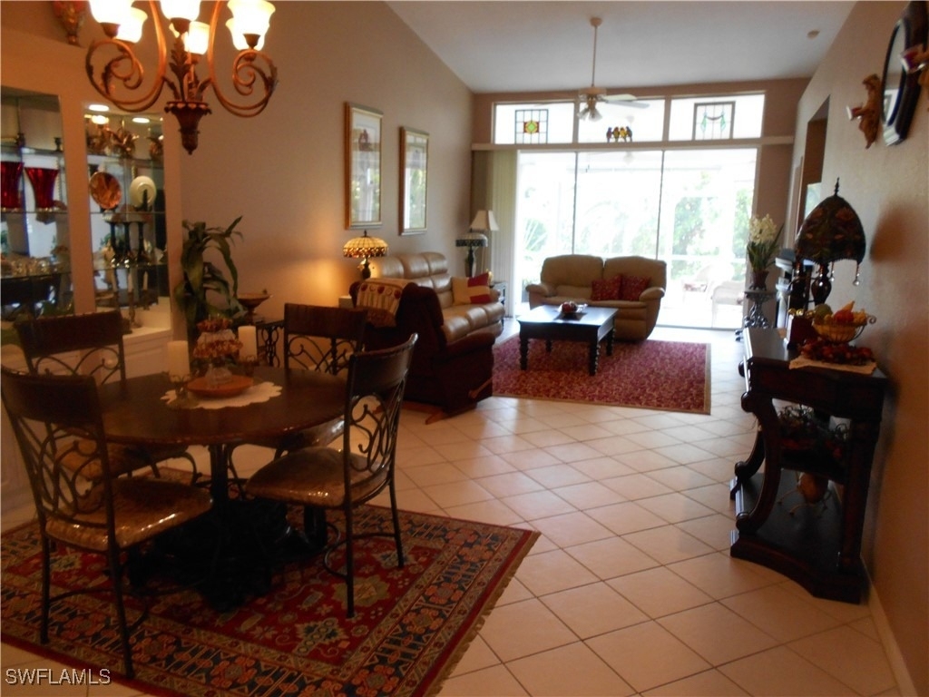 230 W Naomi Drive - Photo 2