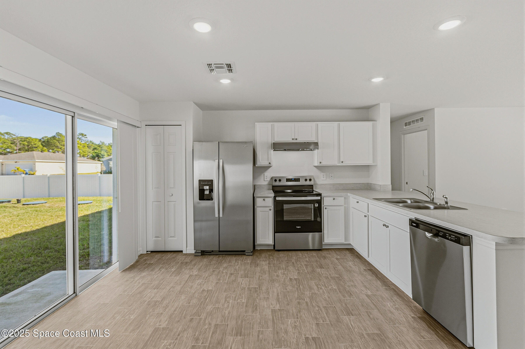 511 Trumpet Street Sw - Photo 15