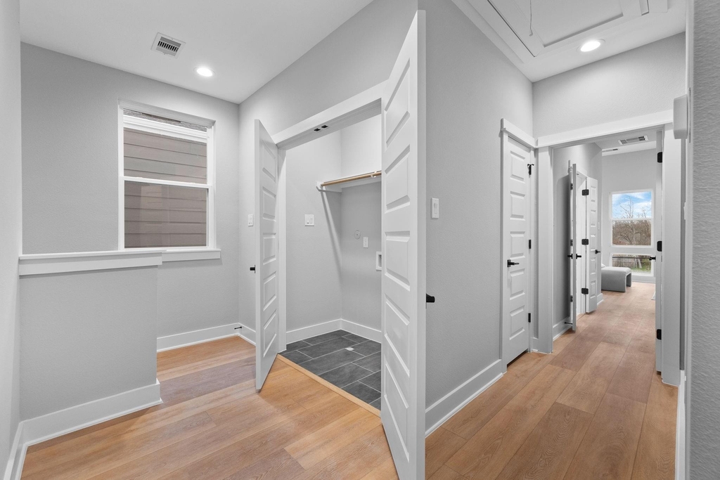 4210 Mckinley Street - Photo 10