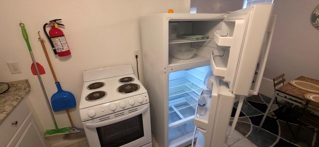 1915 Avenue O 1/2 Rear Unit A - Photo 23