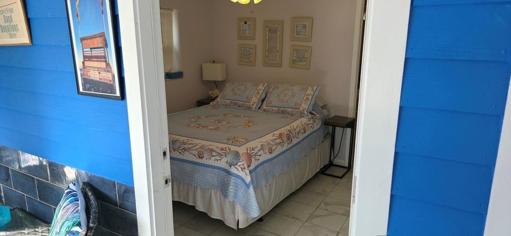 1915 Avenue O 1/2 Rear Unit A - Photo 2