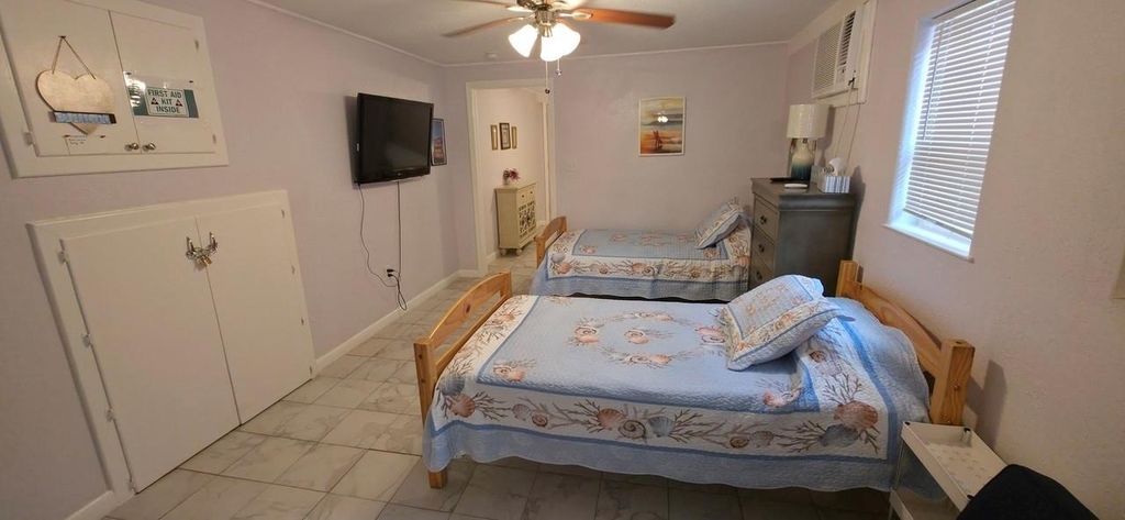 1915 Avenue O 1/2 Rear Unit A - Photo 8