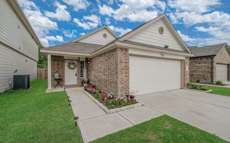 25416 Grotto Falls Lane - Photo 0