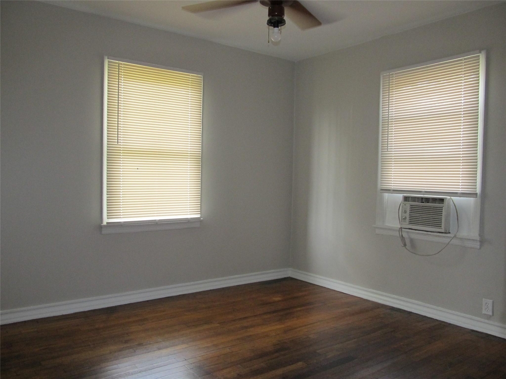 603 Coryell Street - Photo 15