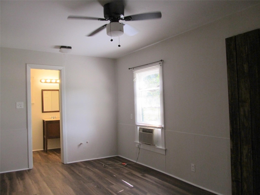 603 Coryell Street - Photo 11