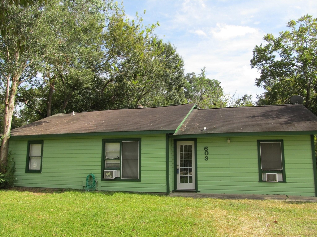 603 Coryell Street - Photo 0