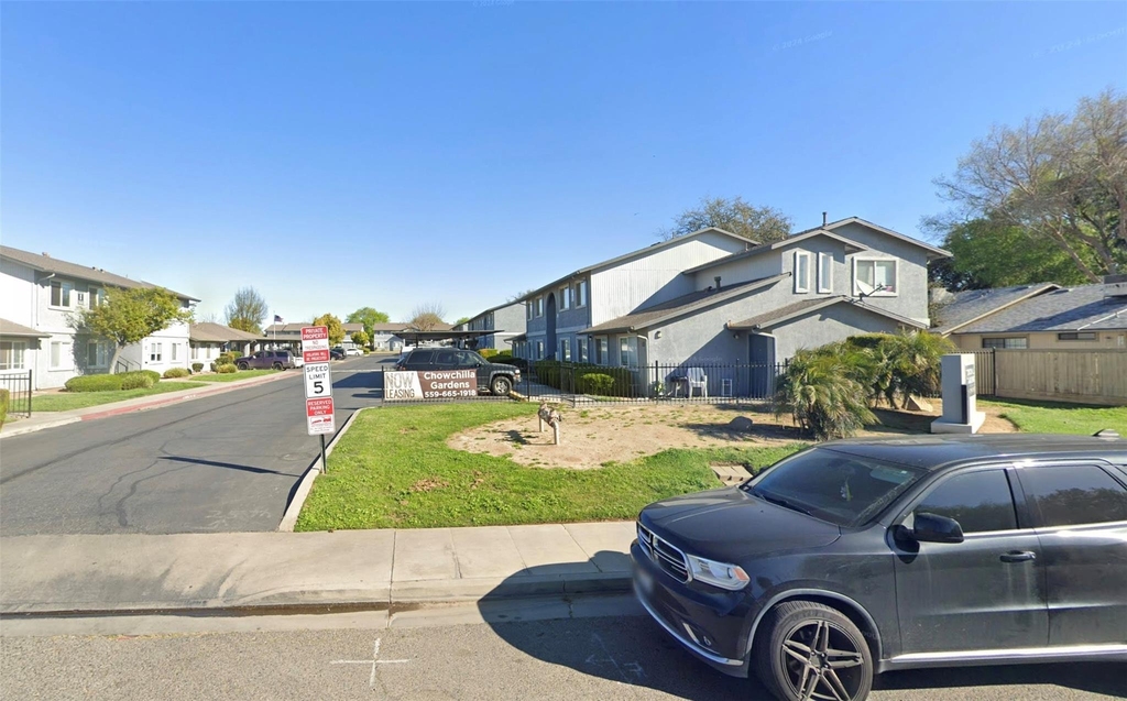 300 Myer Dr - Photo 1