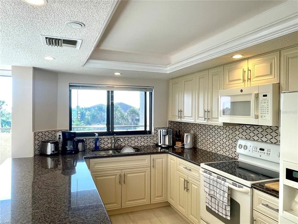 1290 Gulf Boulevard - Photo 3