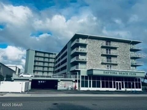 800 N Atlantic Avenue - Photo 1