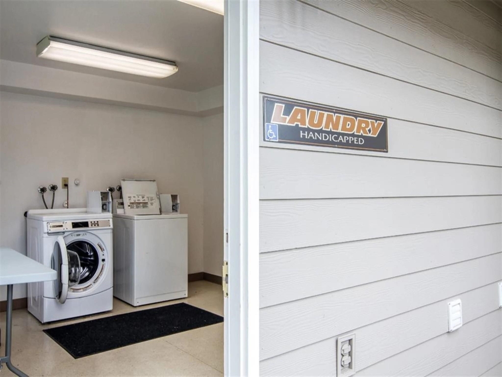 607 Sw 2nd St - Photo 8