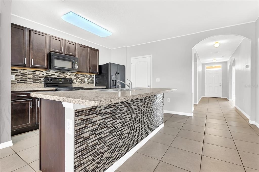 849 Sheen Circle - Photo 8