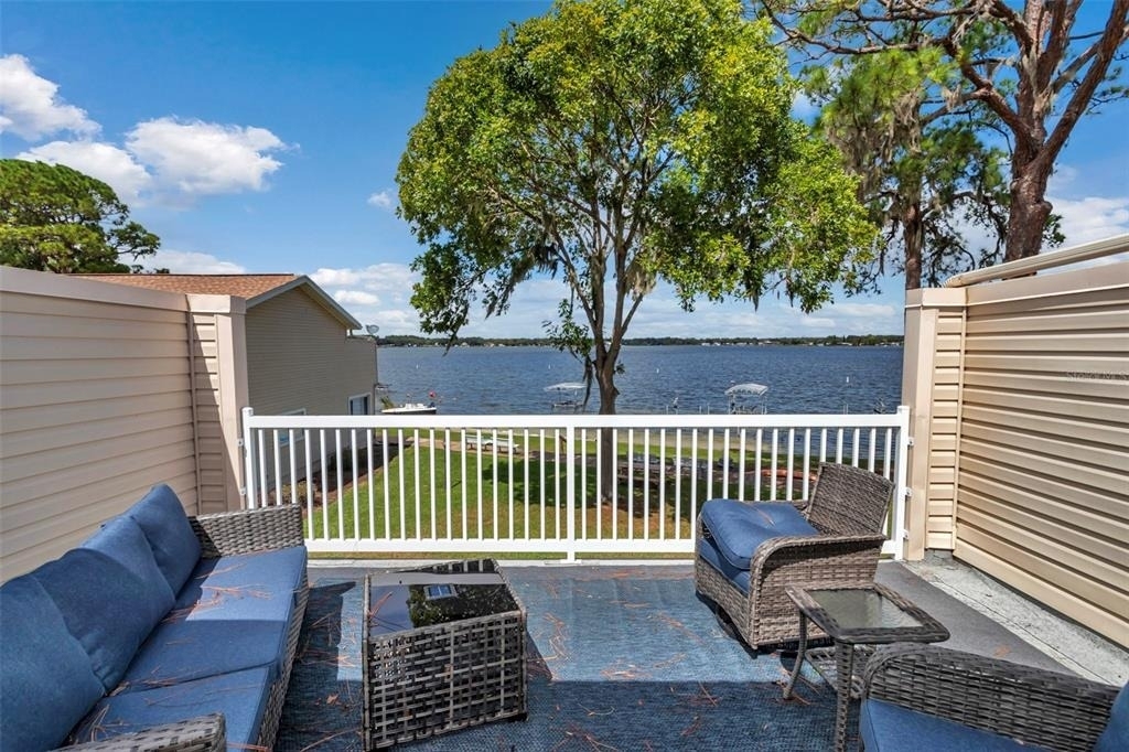 11001 Se Sunset Harbor Rd - Photo 22