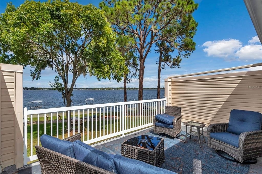 11001 Se Sunset Harbor Rd - Photo 23