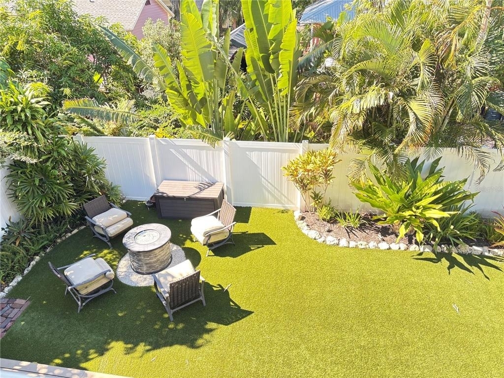 324 Julia Place - Photo 39