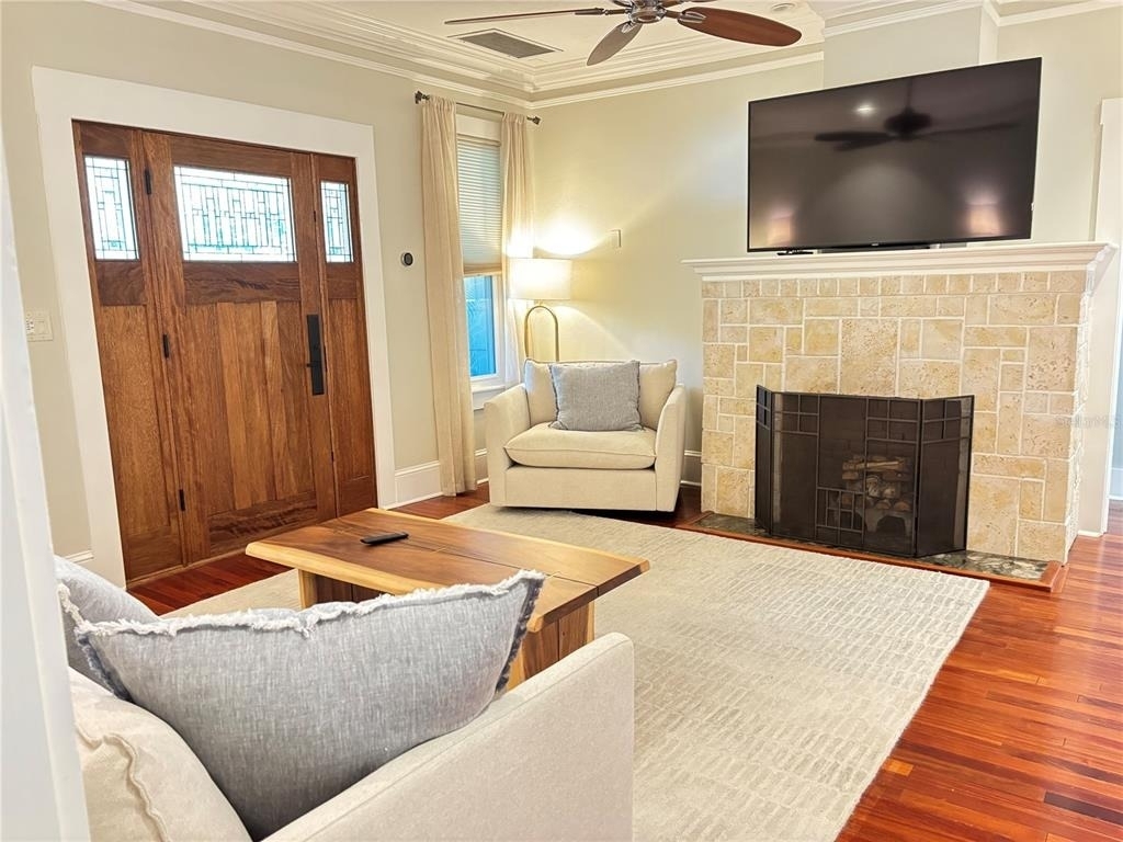 324 Julia Place - Photo 27