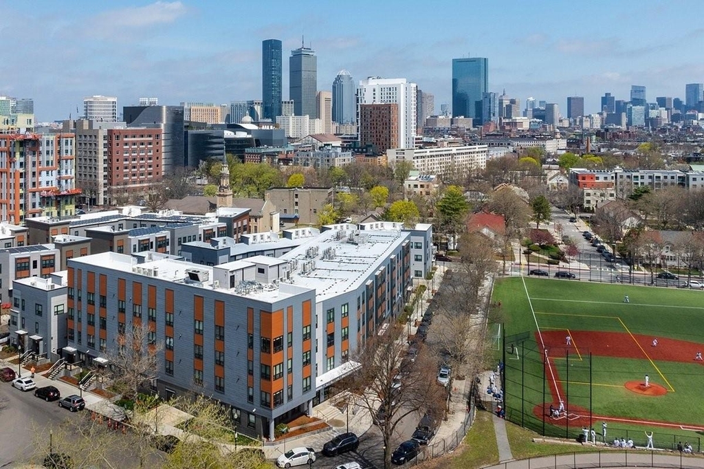 100 Cabot St - Photo 1