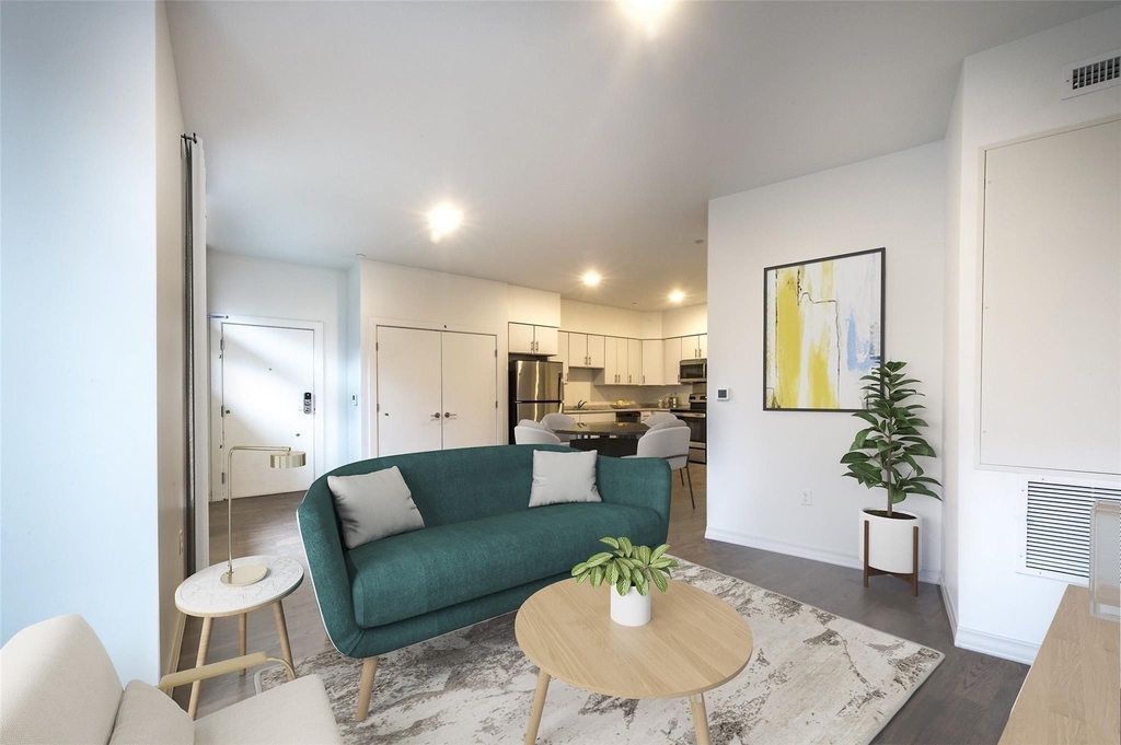 100 Cabot St - Photo 9