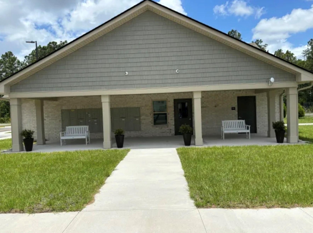 800 Winding Rd - Photo 3