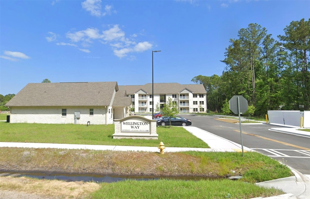 800 Winding Rd - Photo 0