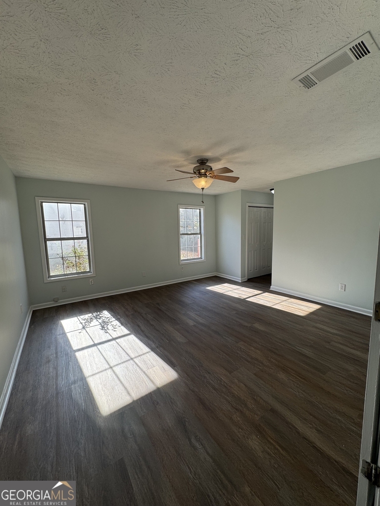 1009 Chads Ridge - Photo 9