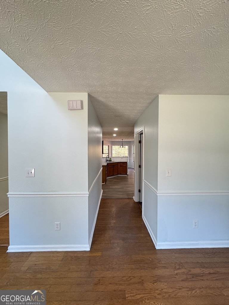 1009 Chads Ridge - Photo 3