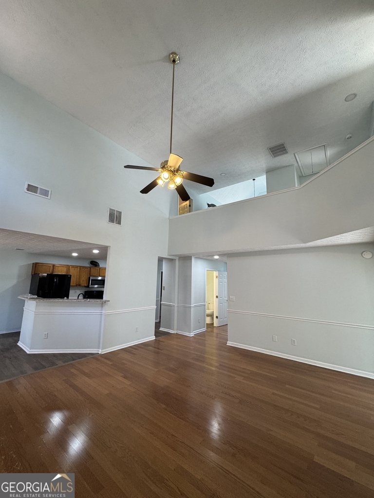 1009 Chads Ridge - Photo 6