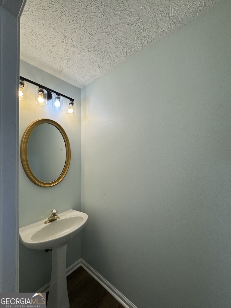 1009 Chads Ridge - Photo 4