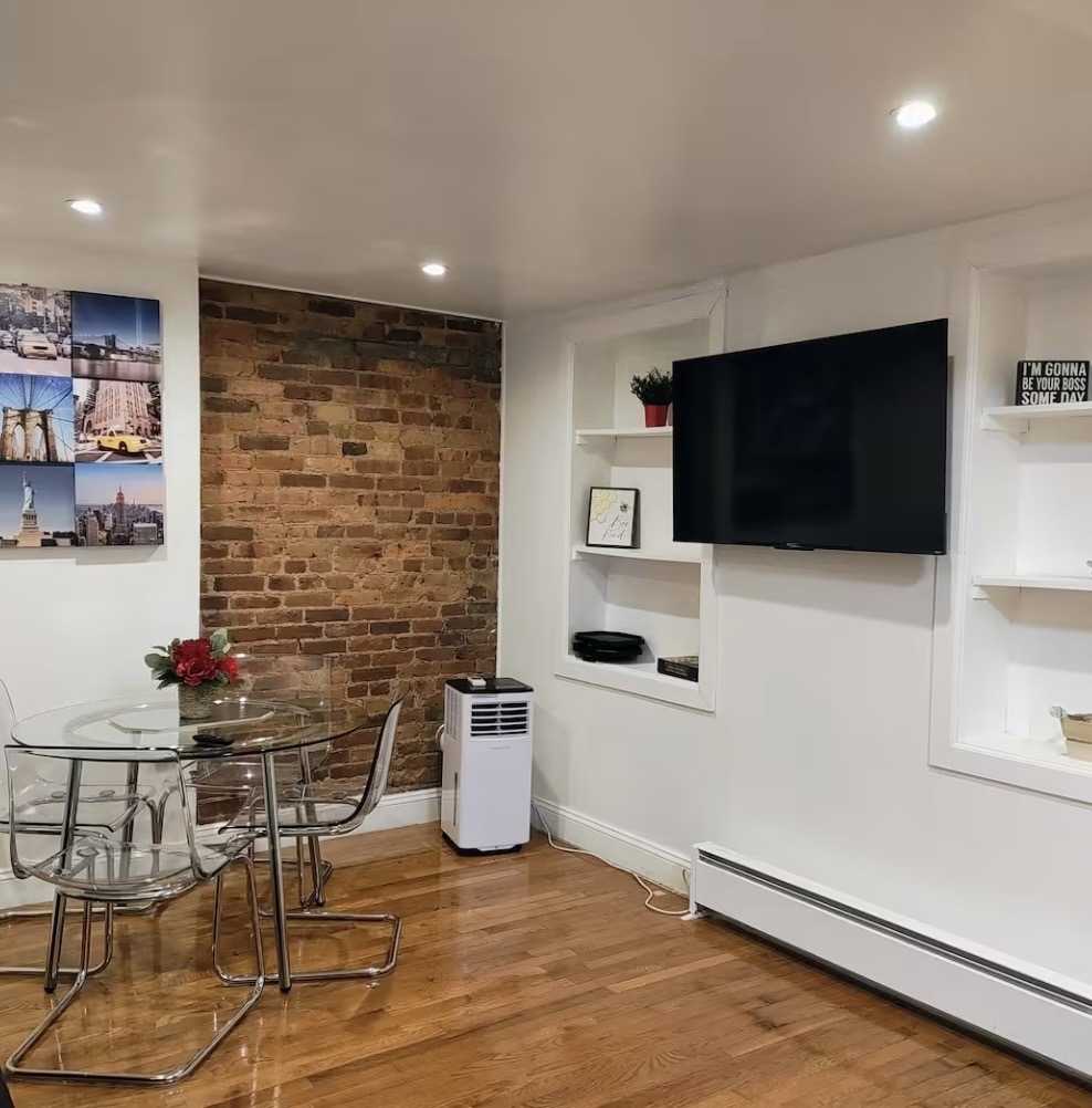 128 Greene Avenue - Photo 3