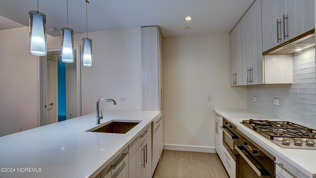 15 Morris Avenue - Photo 4