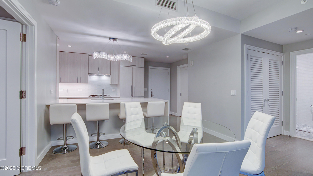 15 Morris Avenue - Photo 8
