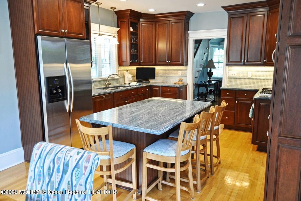 400 4th Avenue - Photo 7