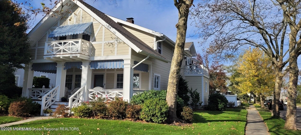 400 4th Avenue - Photo 0