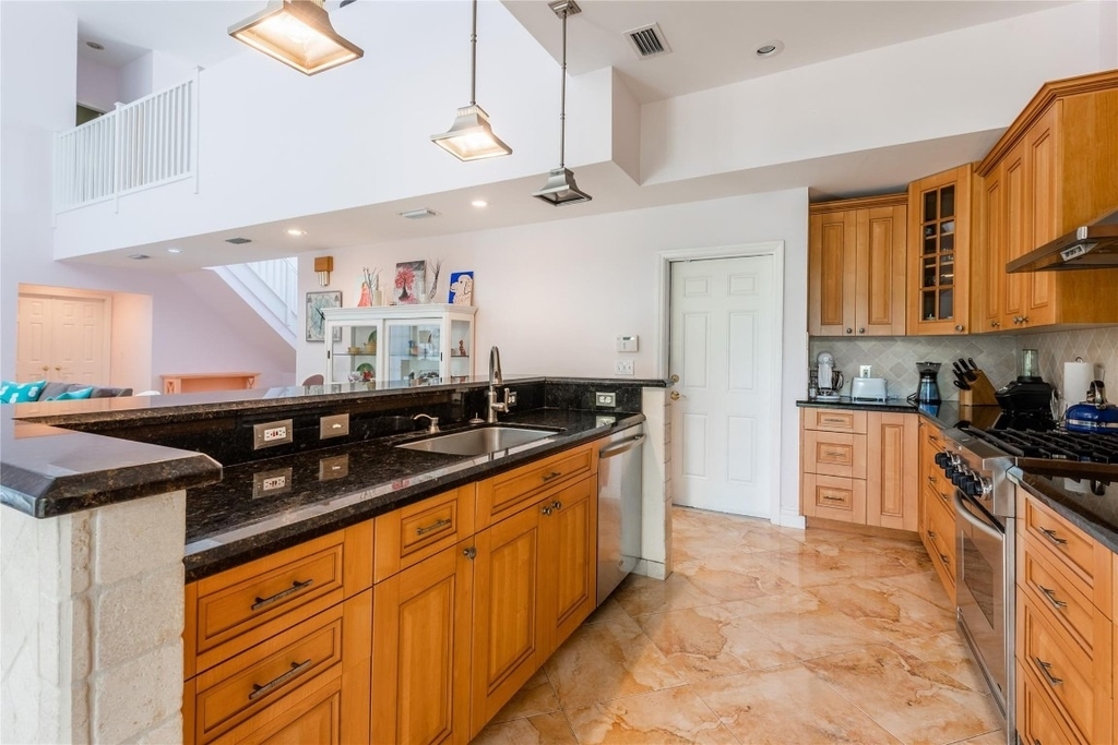 2999 Banyan Road - Photo 11
