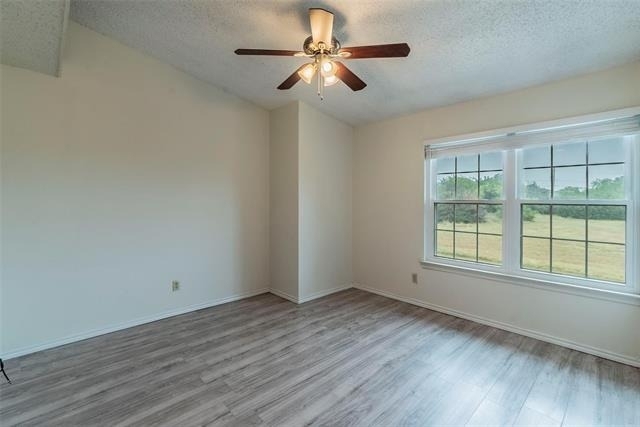 929 Vedral Place - Photo 10