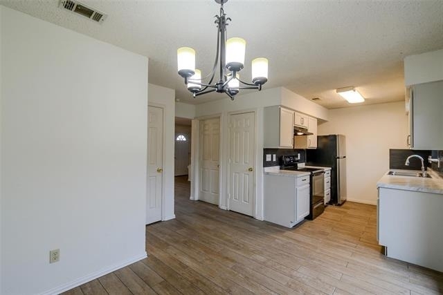 929 Vedral Place - Photo 9
